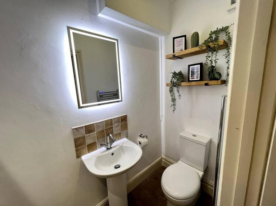 Апартаменты The Burley At Scalford House Мелтон-Моубрей Экстерьер фото